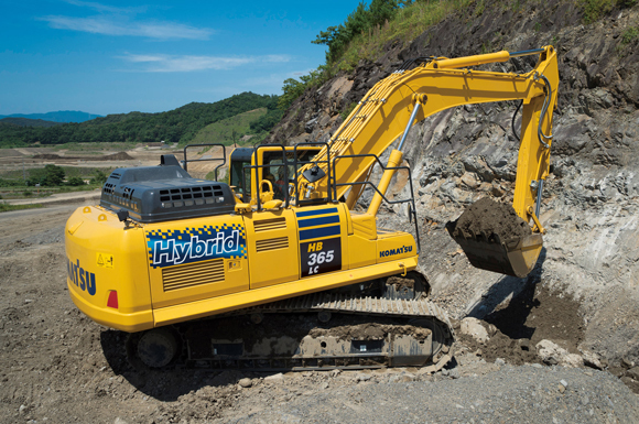 Новият хибриден багер Komatsu HB365LC-3 спечели златен медал от Международен технически панаир 2016