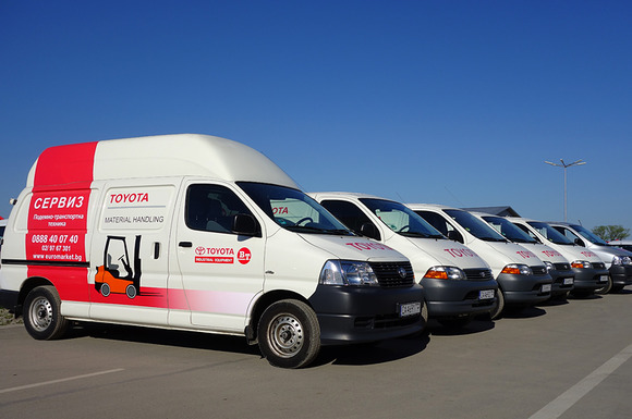 Сервизът на Евромаркет Кари АД се оборудва с шест броя ванове Toyota