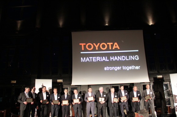 Евромаркет Кари АД с две награди на Годишната мениджърска среща Kick Off FY14 на Toyota Material Handling Europe