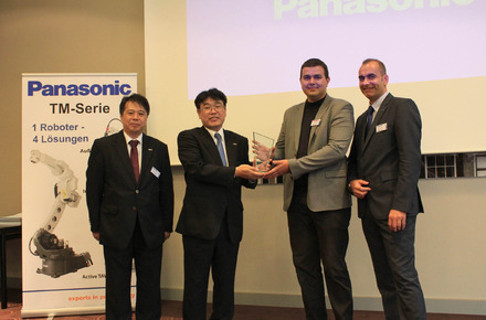Евромаркет Заваряване с награда за отлични продажби от Panasonic