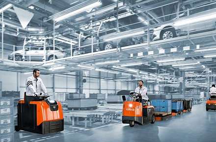 TOYOTA разширява гамата си от влекачи