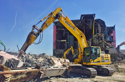 Хибридните багери Komatsu на Ростер ООД (Галерия)