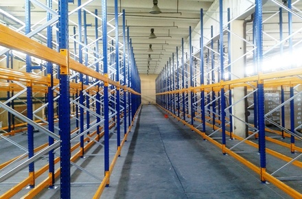 Мексон ООД оптимизира складовата си площ със стелажна система „Pallet Racking” 	